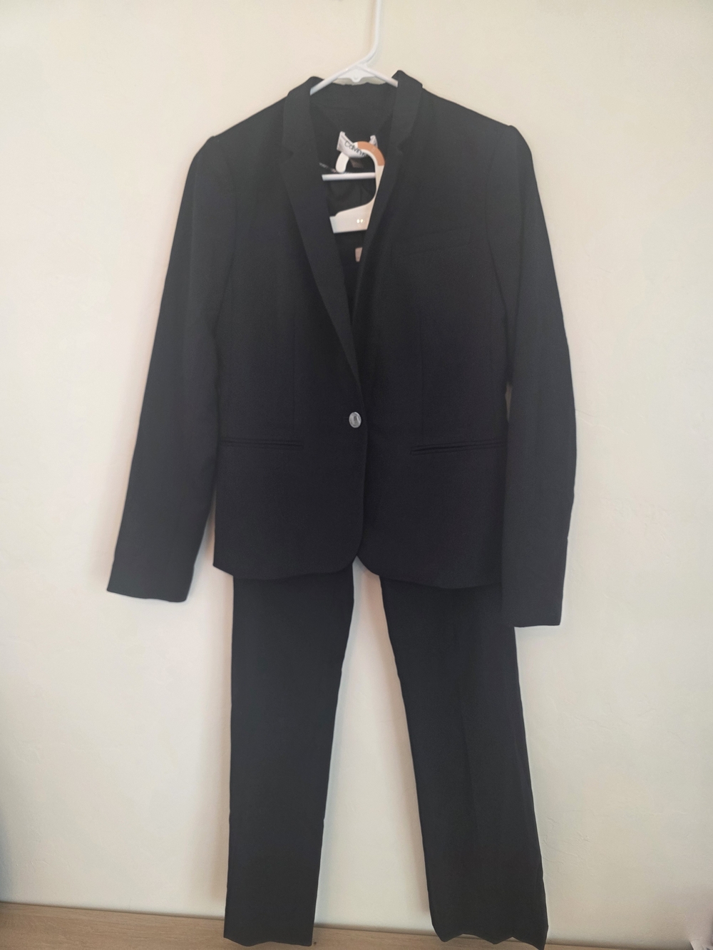 Calvin KLEIN Classic Black Women's Suit Jacket Size 4 & Pants Size 2